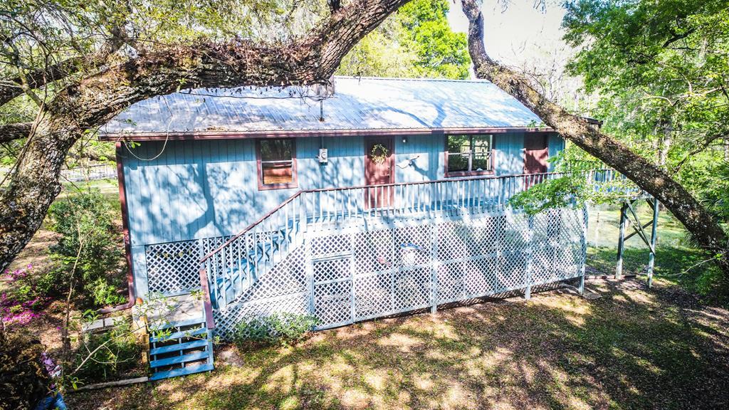 842 835th Street - Photo 1