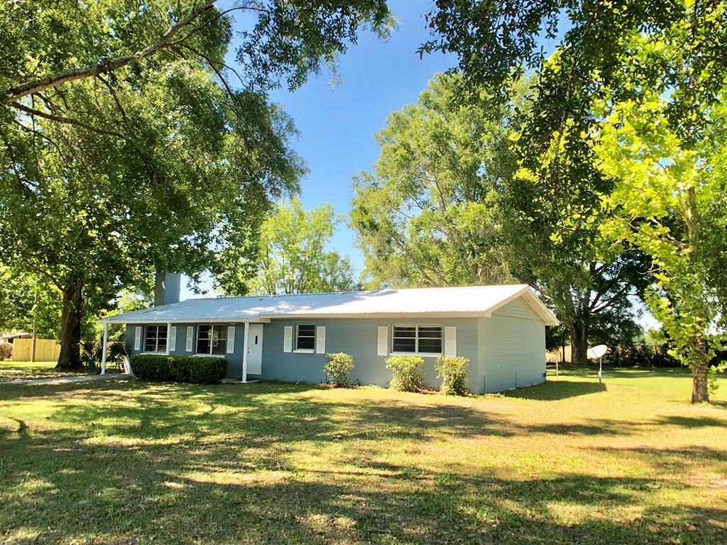5451 120 St - Photo 1