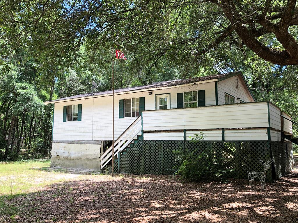 180 884 Avenue - Photo 1