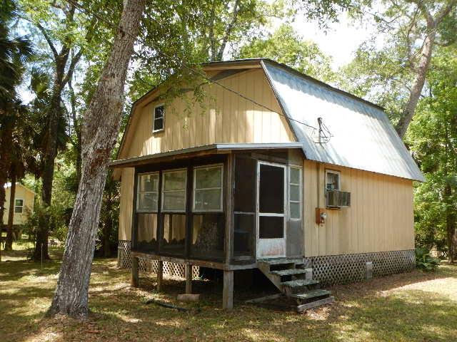 1409 Palm St Ne - Photo 1