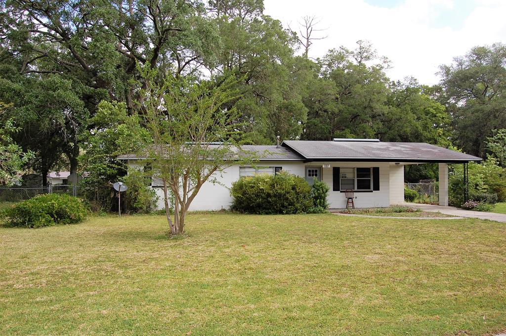 137 18th Avenue - Photo 1