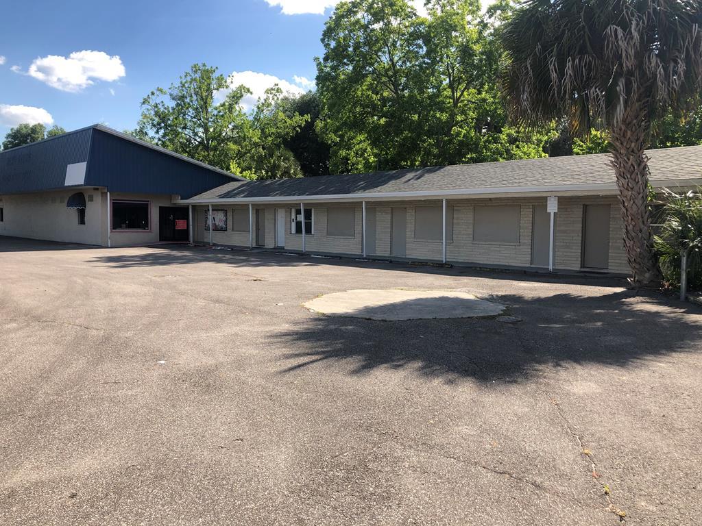 25015 Newberry Road - Photo 1