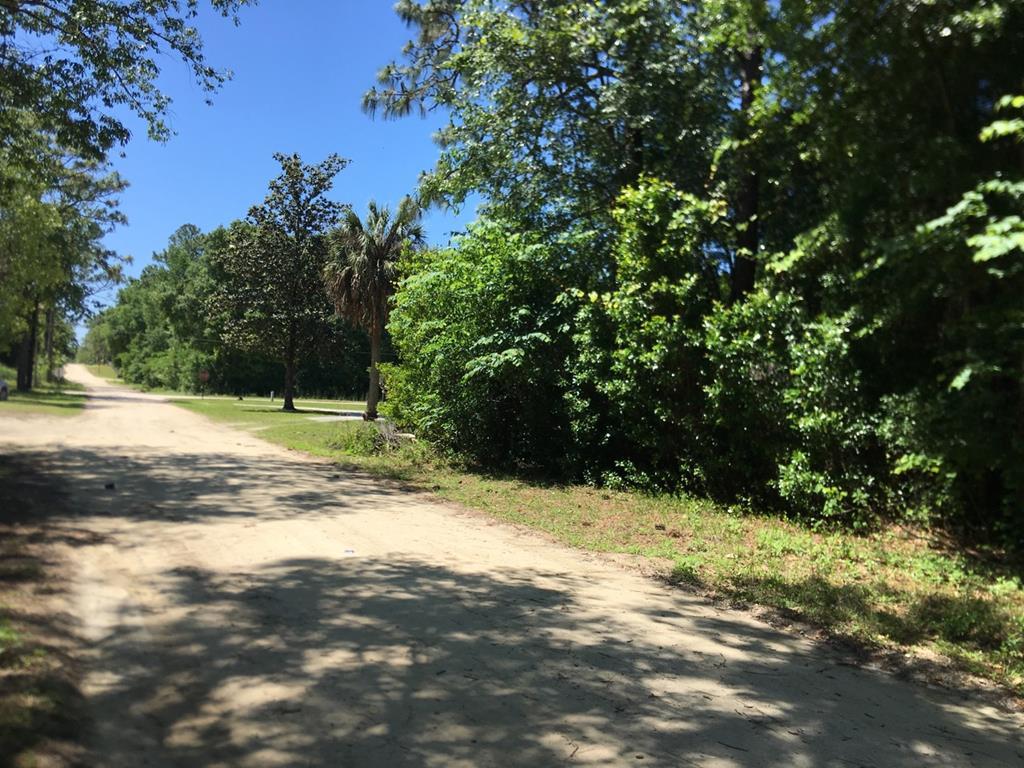 Ne 142nd Ct. - Photo 1