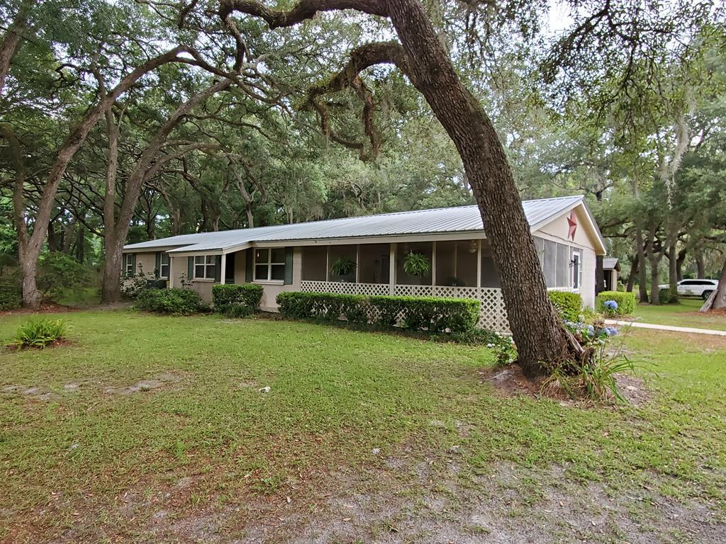 7351 150TH STREET - Photo 1