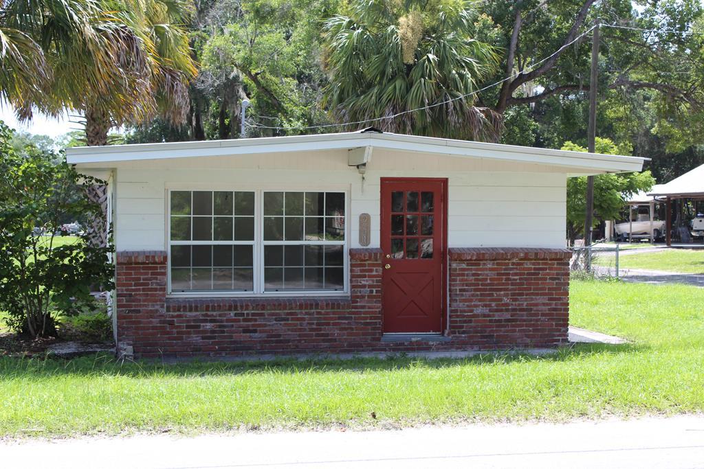 251 289th Street - Photo 1