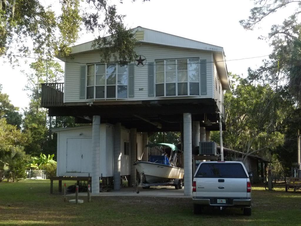 547 205 - Photo 1