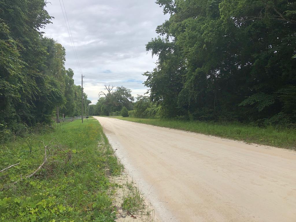 000 151 AVE - Photo 1