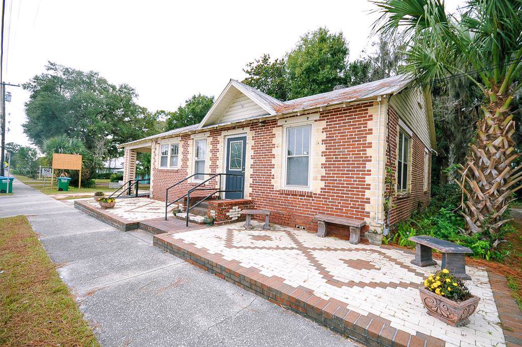 608 Main Street - Photo 1