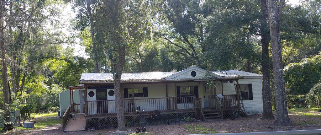 260 Ne 168 St - Photo 1