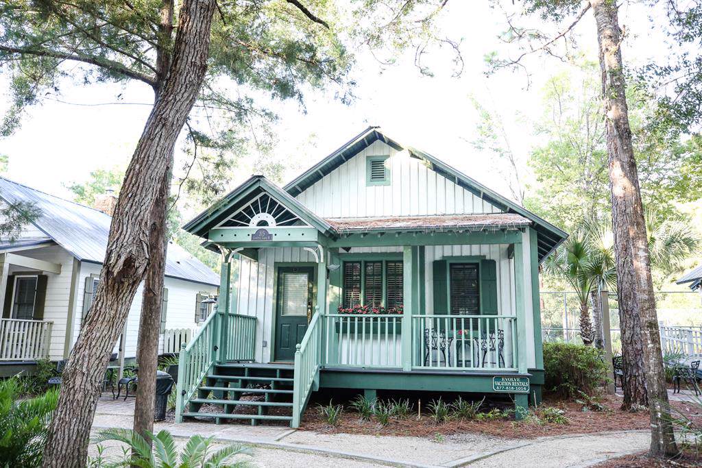 315 Lisette Lane - Photo 1