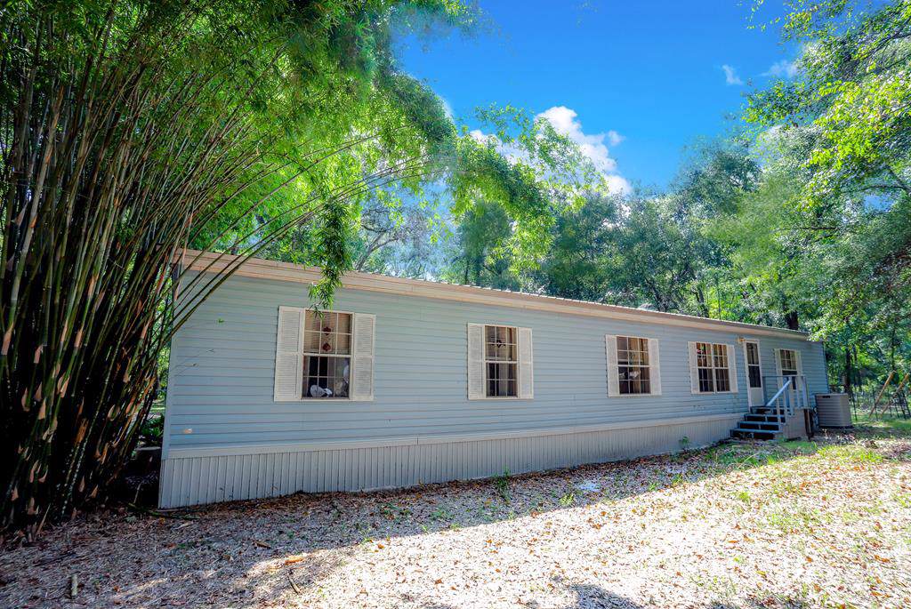 96 692 ST - Photo 1