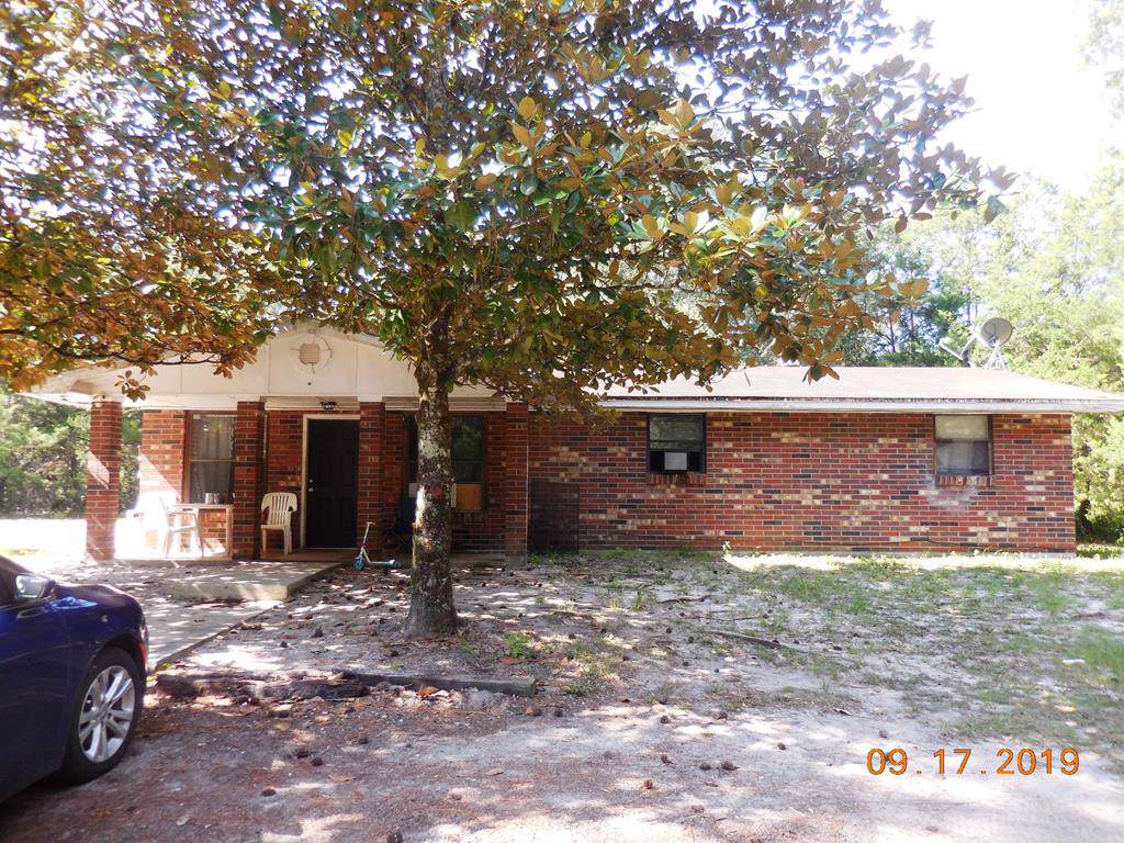 593 808 St - Photo 1