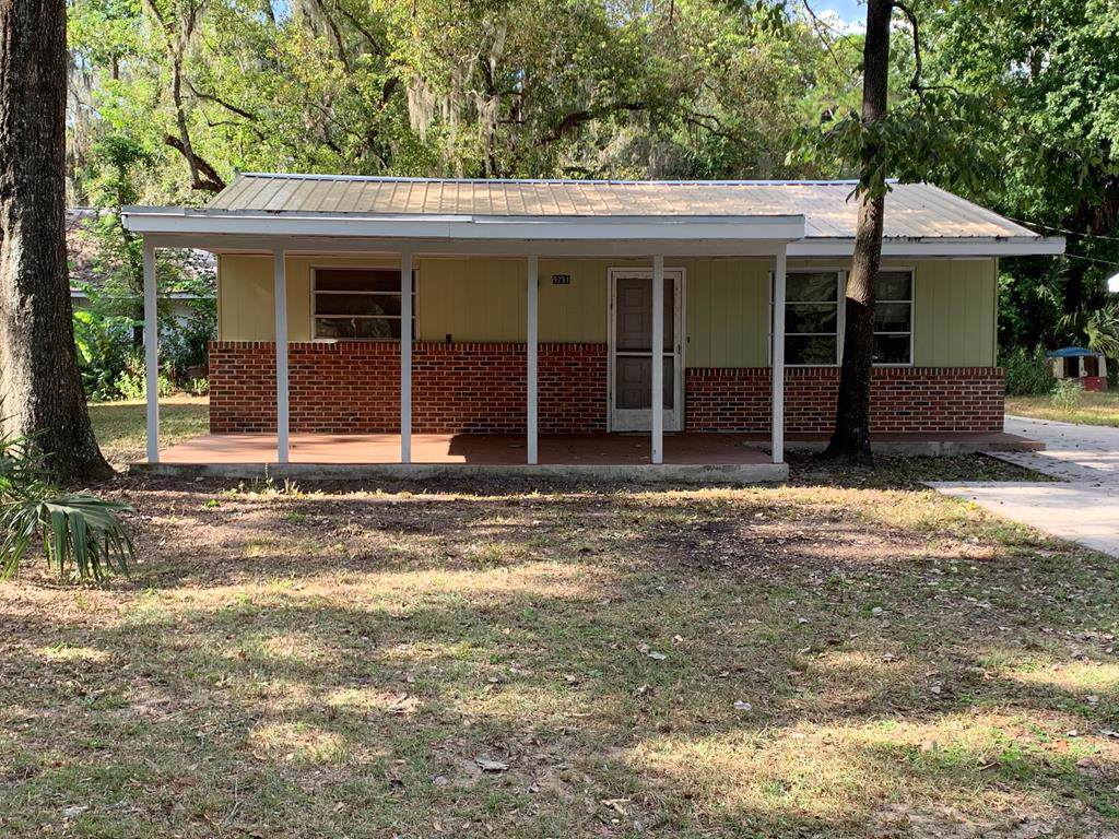 9251 177th Lane - Photo 1