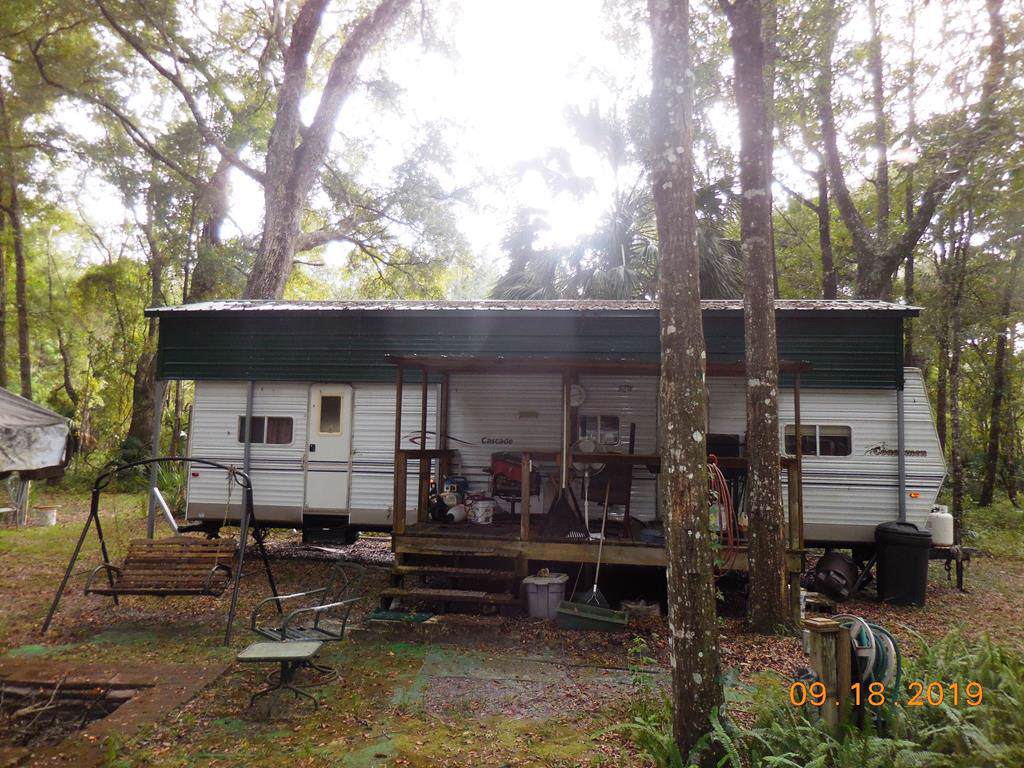579 400 Ave - Photo 1
