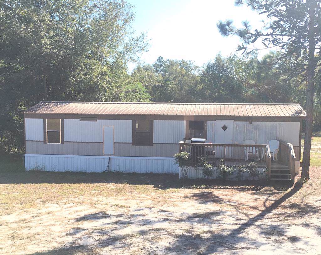 3800 25th Circle - Photo 1