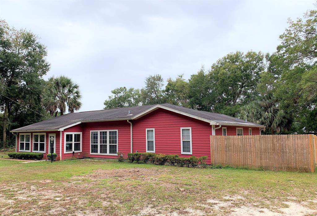 1549 22nd Ct - Photo 1