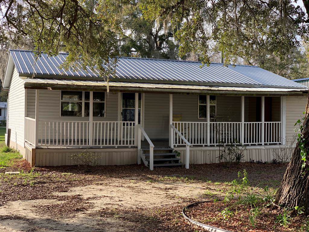 1224 10 Street - Photo 1
