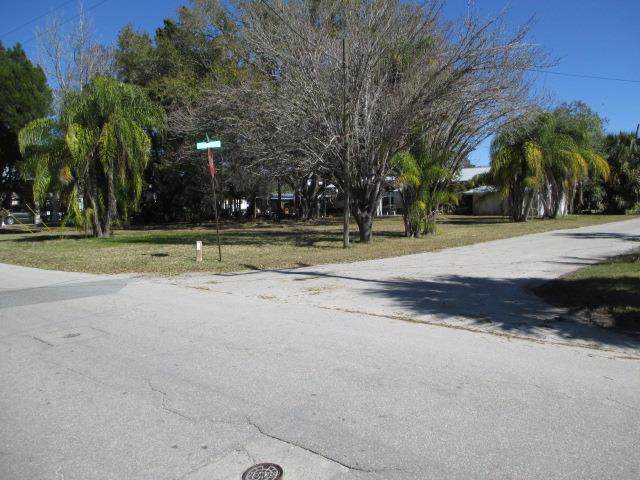 249 228 St - Photo 1