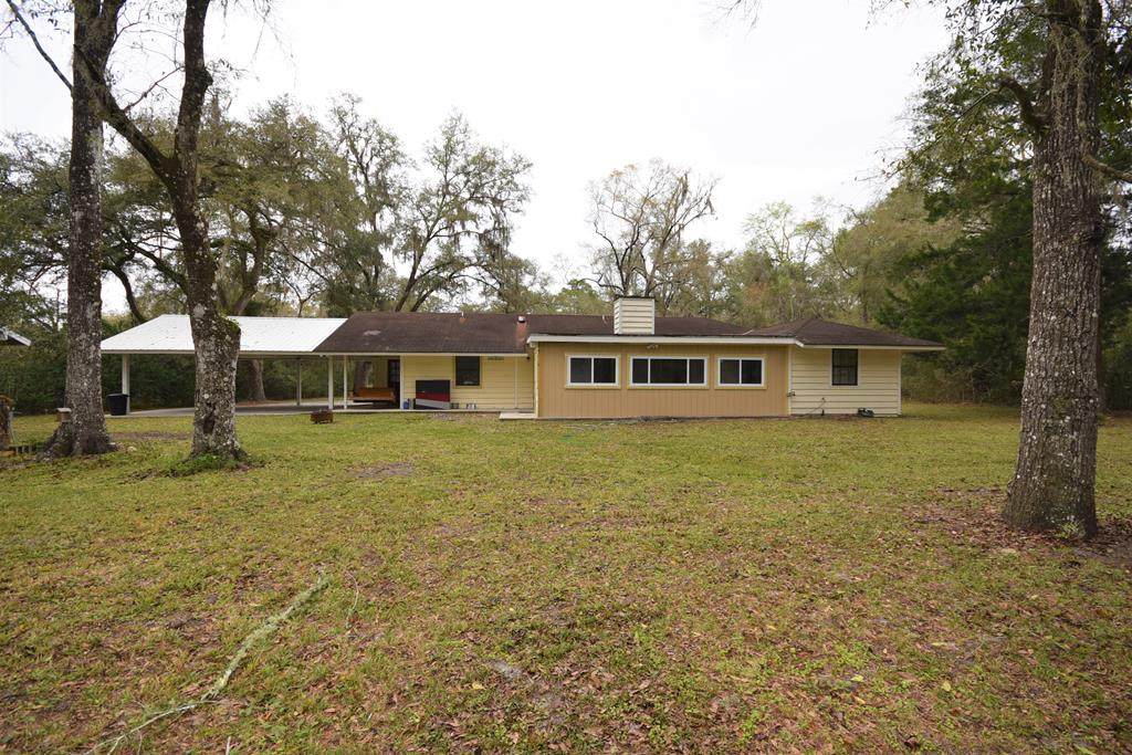 64 39 Ave - Photo 1