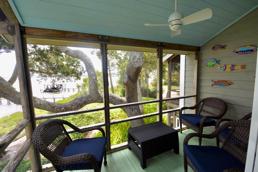 951 6th Street - Photo 1