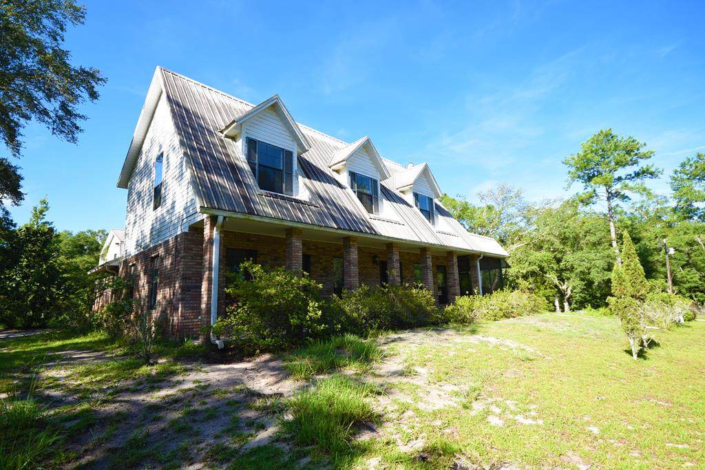 5929 57 CT - Photo 1