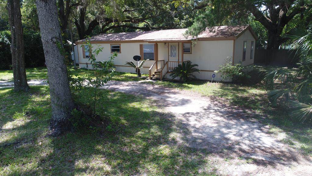 1319 14 Ave. - Photo 1
