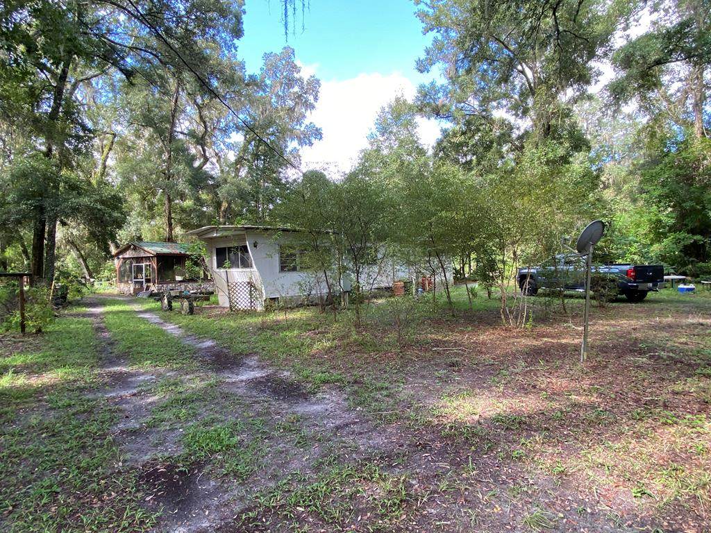 697 385th Ave - Photo 1