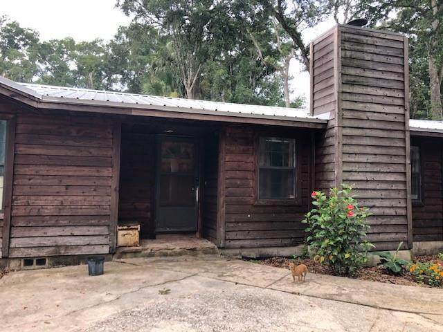 238 293rd Avenue - Photo 1