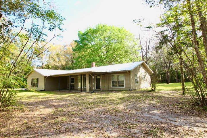406 10th Street - Photo 1