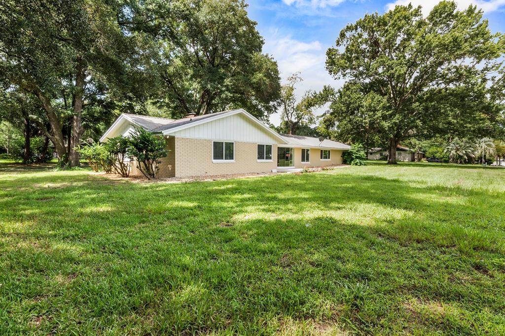 12231 University Avenue - Photo 1