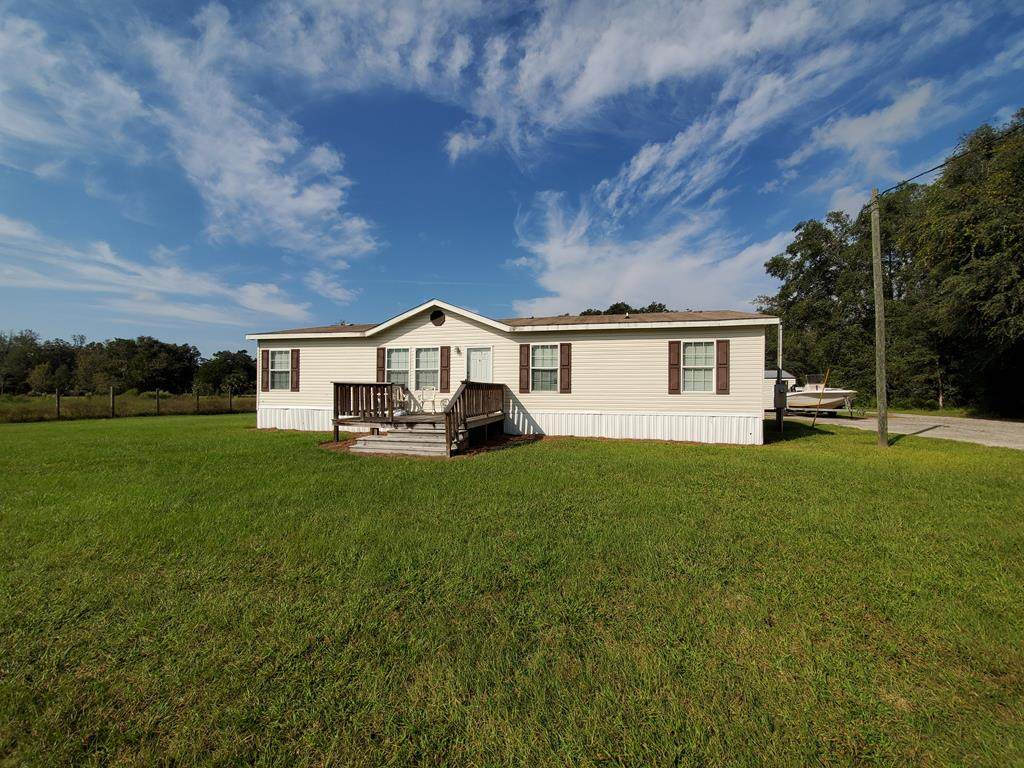 476 552nd - Photo 1