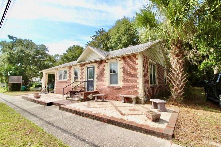 608 Main Street - Photo 1