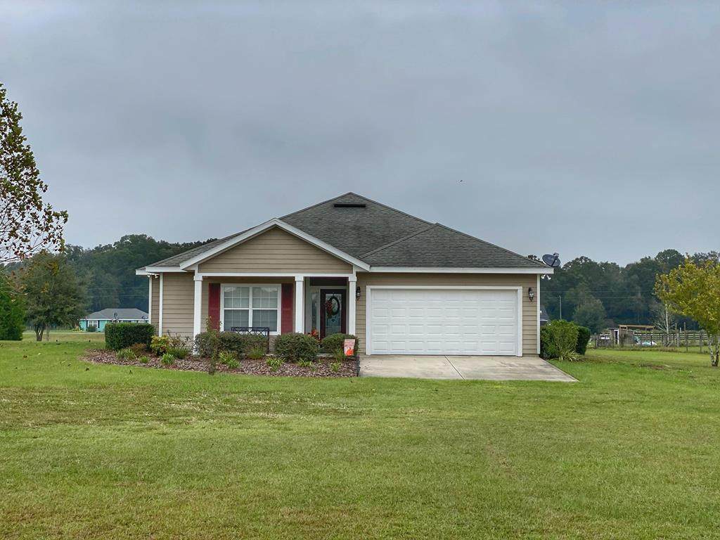 7231 160 St - Photo 1