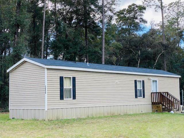 1658 796 Street - Photo 1
