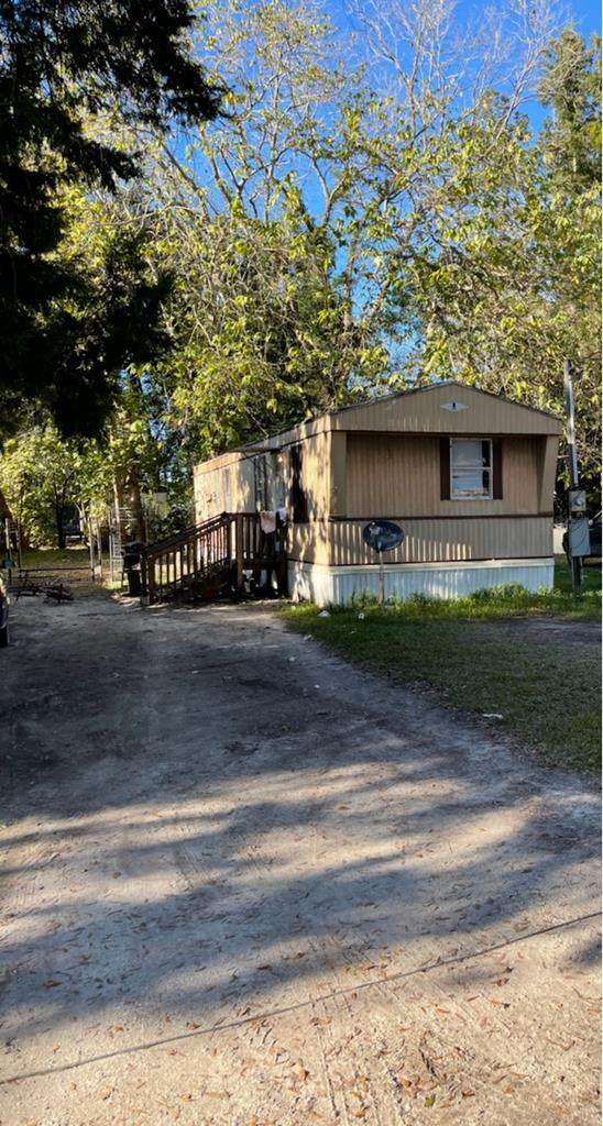 161 Rowland Blvd - Photo 1
