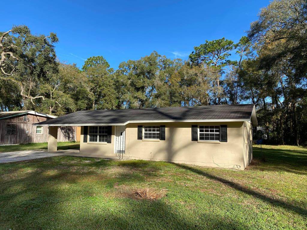 821 4 Ave - Photo 1