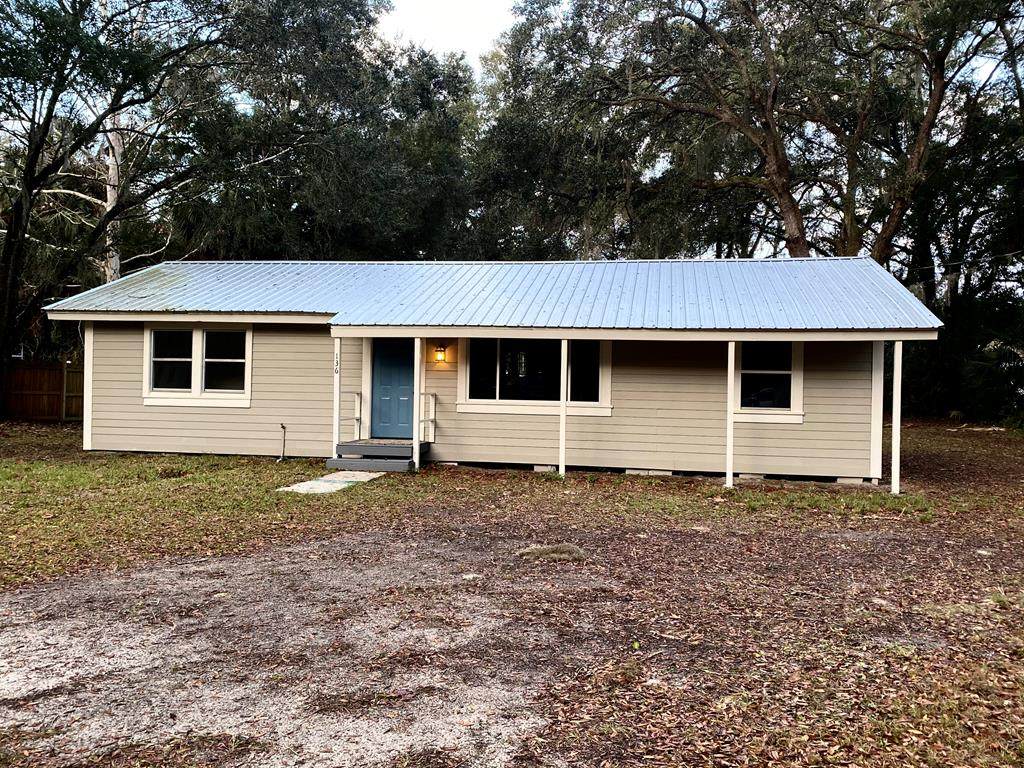 136 271st Street - Photo 1