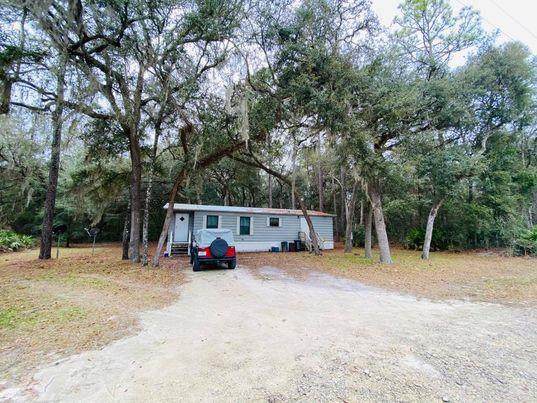 12850 87 CT - Photo 1