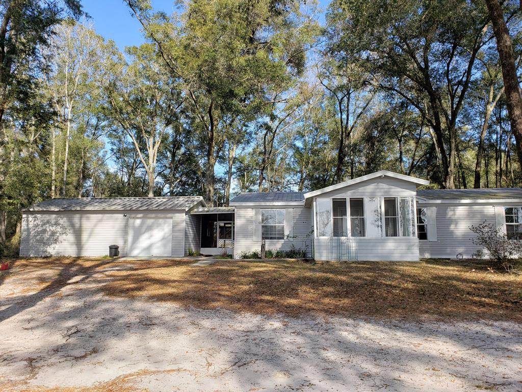 19037 81st Rd - Photo 1