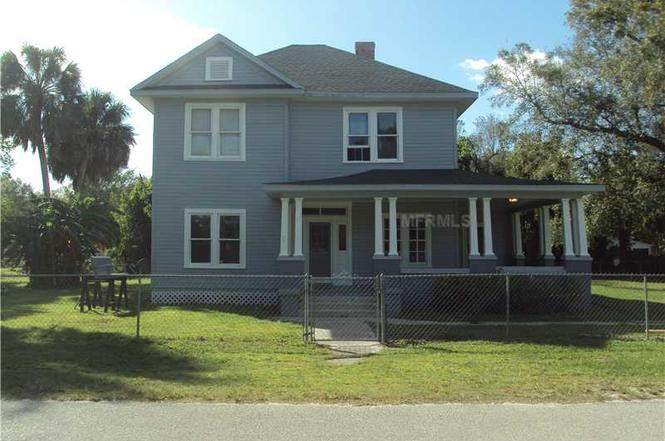 1123 5TH AVE - Photo 1
