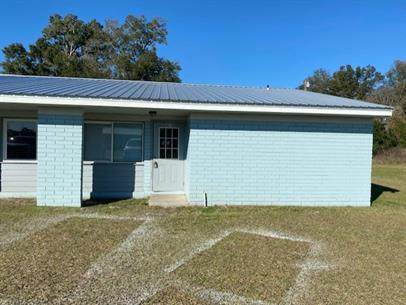 414 7th Terrace - Photo 1