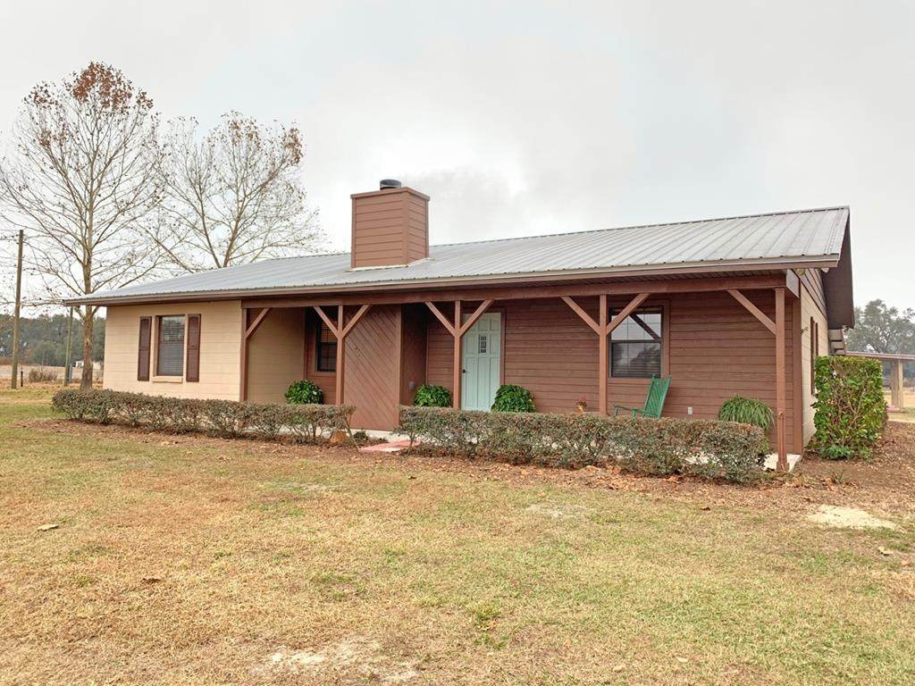 21050 50th St - Photo 1