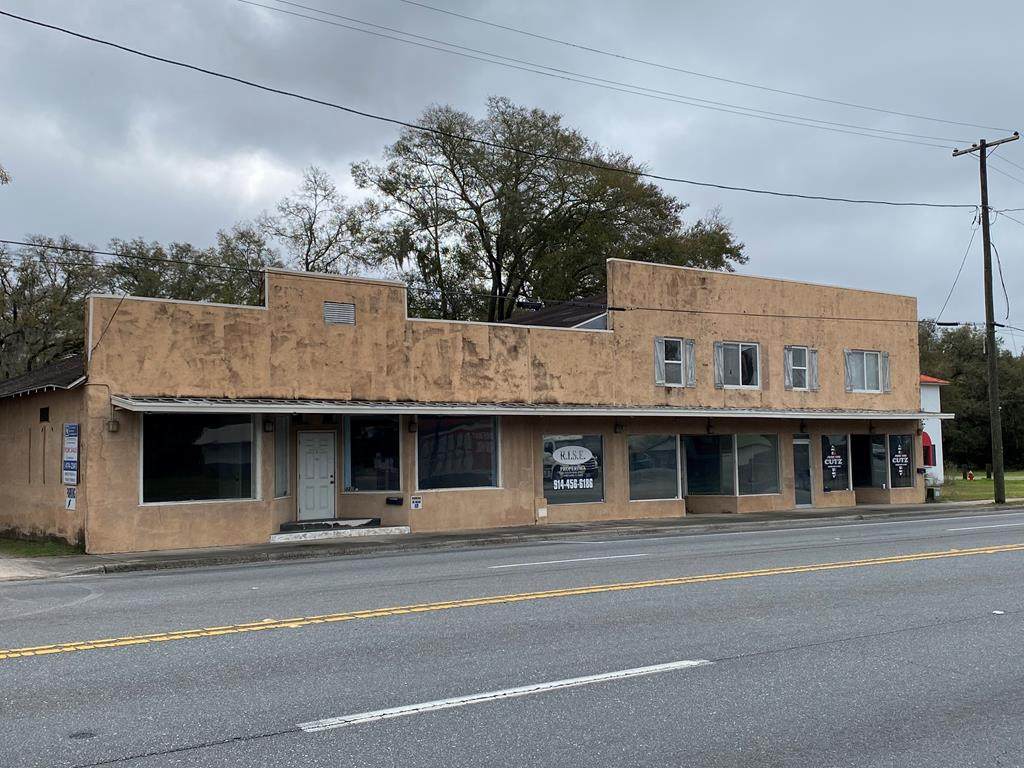 329 Main - Photo 1