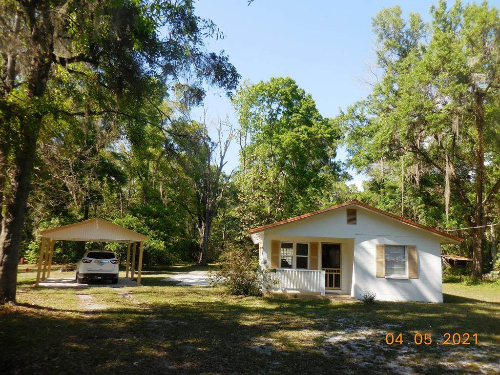 178 119th Ave - Photo 1