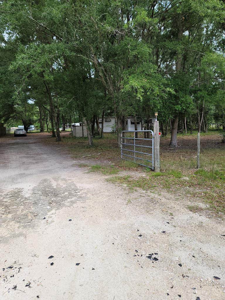 319 147th Ave - Photo 1