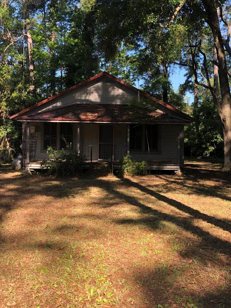 1249 80th Ave - Photo 1