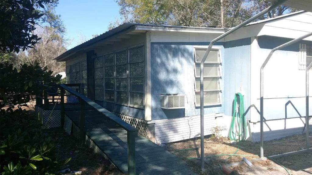 1840 899th St - Photo 1