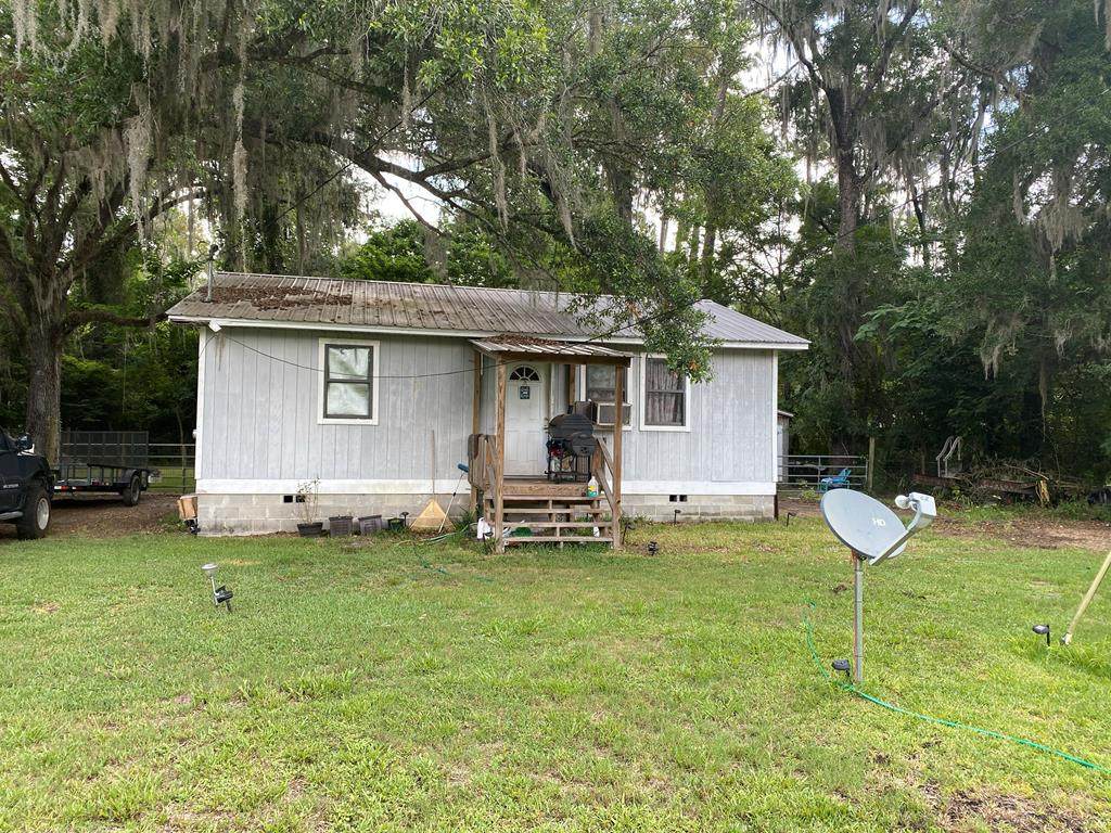 86 83rd Ave - Photo 1