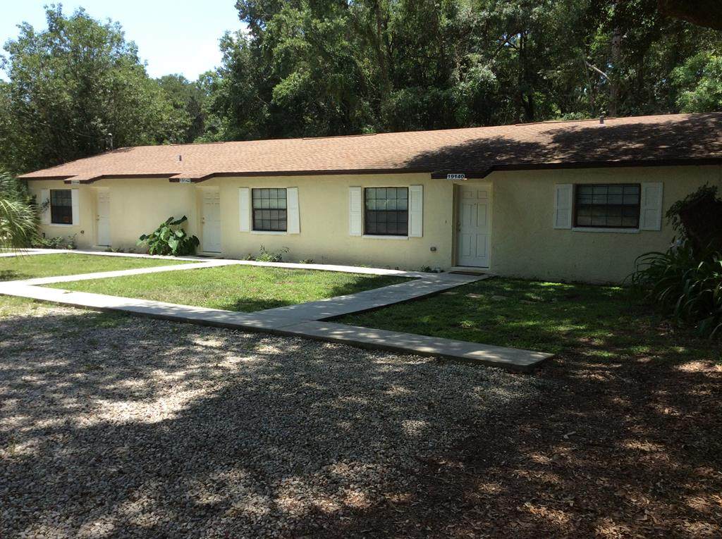 19140 30th Ln - Photo 1