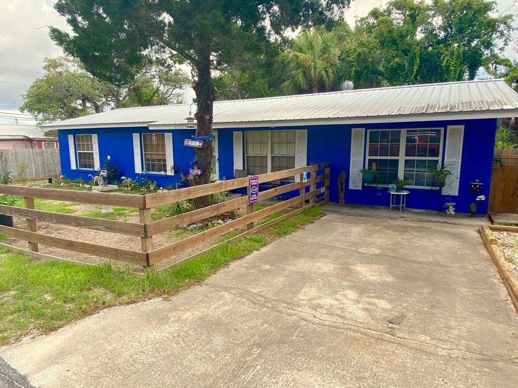 12303 Cedar St - Photo 1